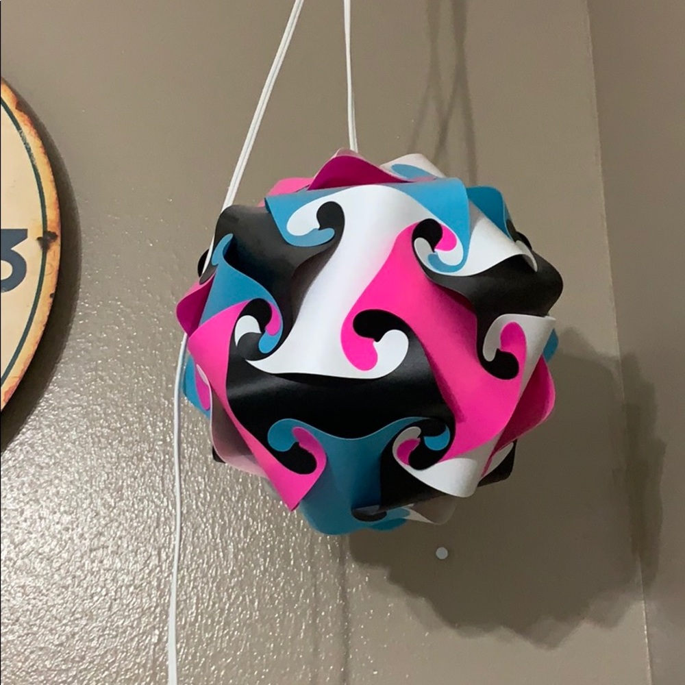 Small Lamp. You Can Change It’s Shape!